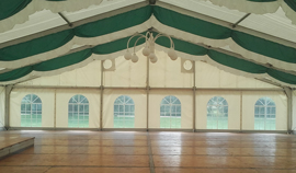 15 m breites Zelt Fenster