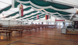25 m breites Großraumzelt mit Tische
